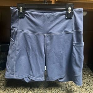 Spandex workout shorts. Size medium.